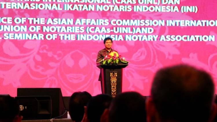 Berbicara di Seminar Ikatan Notaris Indonesia, Sudikerta Harap Ada Rekomendasi Kemudahan Berusaha di Indonesia.